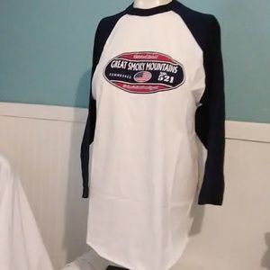 SALE L.A.T Sport 3/4 Sleeve Shirt. Size M